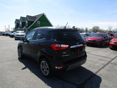 Used 2020 Ford EcoSport Titanium image 5