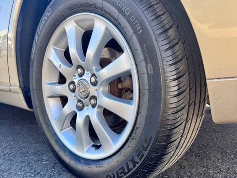 Used 2004 Lexus ES 330 ES 330 Sedan 4D image 4