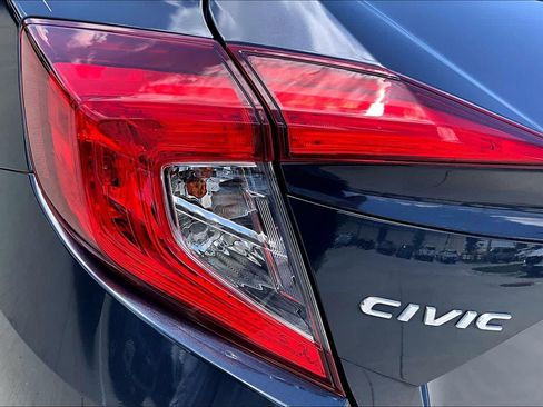 Used 2018 Honda Civic EX image 27