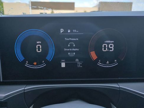 New 2026 Hyundai Santa Fe SE image 34