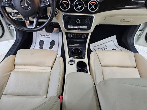 Used 2018 Mercedes-Benz CLA 250 4MATIC image 29