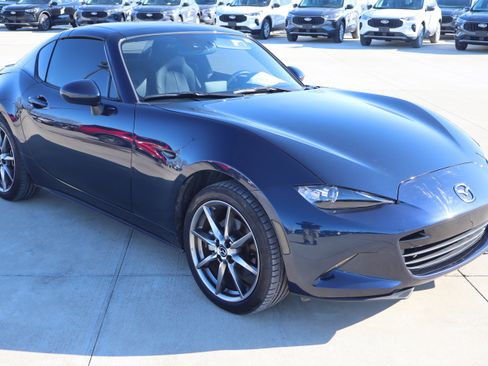Used 2022 MAZDA MX-5 Miata RF Grand Touring image 4