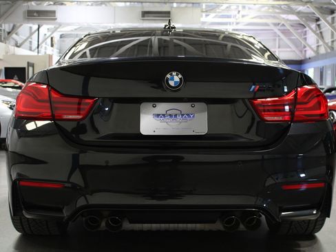 Used 2018 BMW M4 Coupe RWD image 13