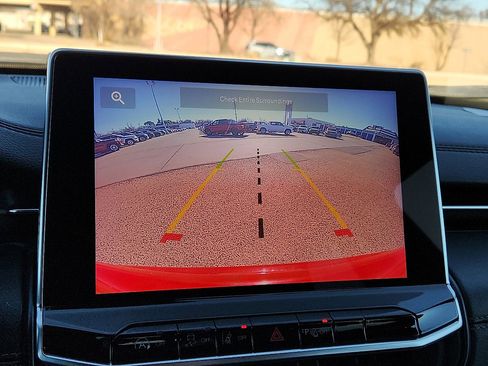 Used 2023 Jeep Compass Limited image 8