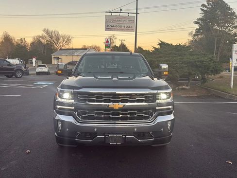 Used 2018 Chevrolet Silverado 1500 LTZ w/ LTZ Plus Package image 2
