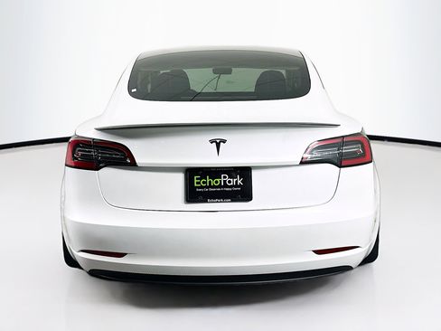 Used 2023 Tesla Model 3 Standard Range RWD image 7