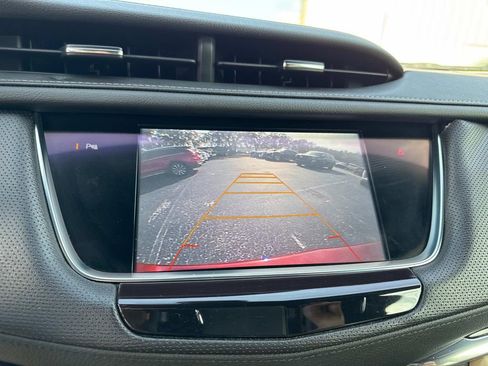 Used 2017 Cadillac XT5 Luxury w/ Driver Awareness Package image 24