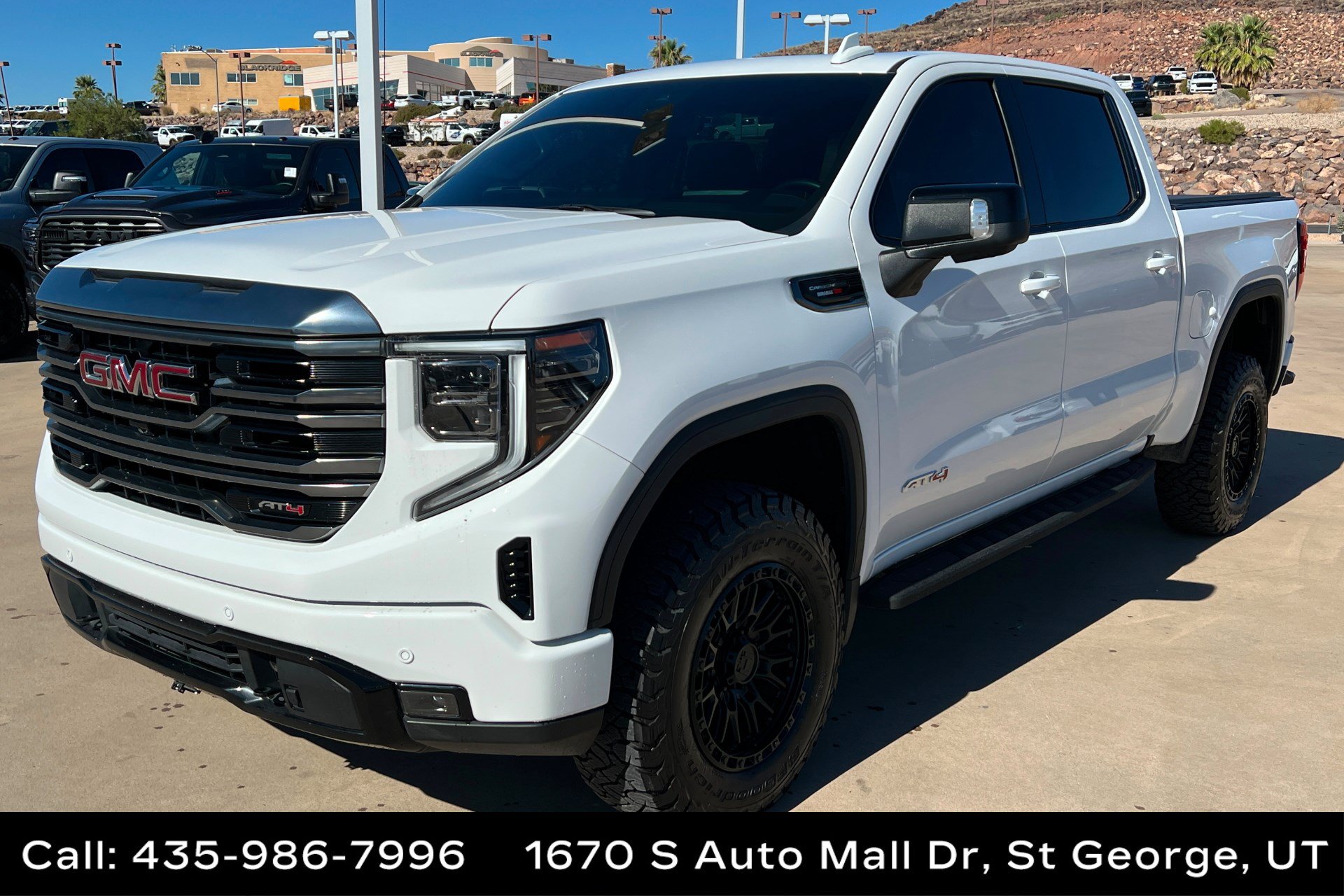 Used 2023 GMC Sierra 1500 AT4 w/ AT4 Premium Package AWD/4WD image 1