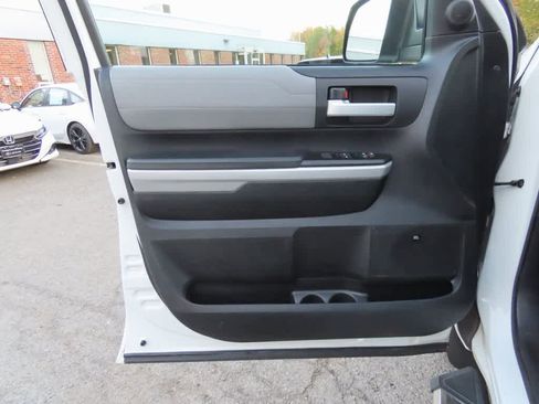 Used 2019 Toyota Tundra Limited image 18
