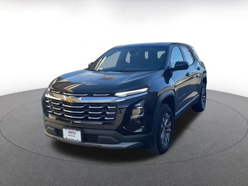 Used 2025 Chevrolet Equinox LT image 4