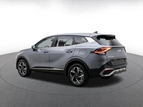 Used 2025 Kia Sportage LX FWD image 6