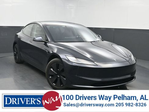 Used 2024 Tesla Model 3 Standard Range image 1