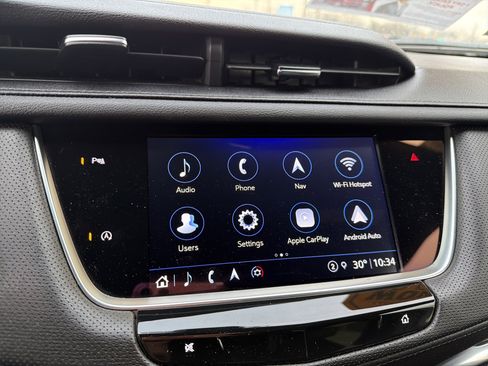 Used 2022 Cadillac XT5 Premium Luxury w/ LPO, Radiant Package image 18