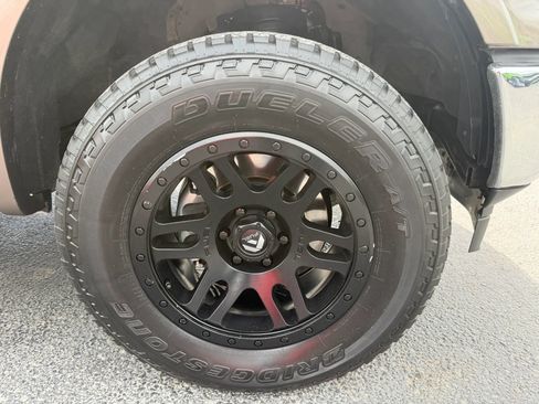 Used 2018 Ford F150 Lariat AWD/4WD image 17