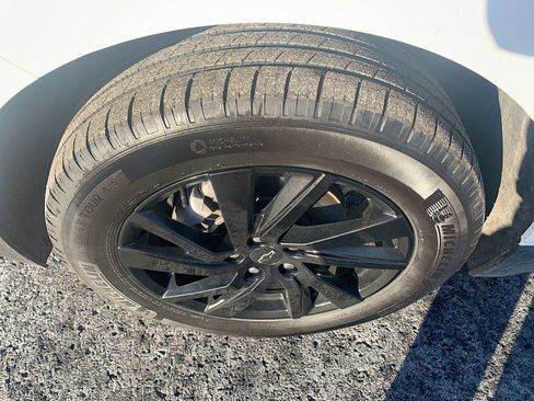 Certified 2023 Chevrolet Equinox LS w/ Sport Edition image 31