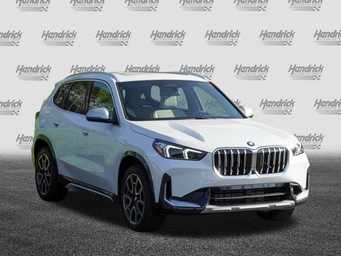 Used 2023 BMW X1 xDrive28i w/ Premium Package AWD/4WD image 2