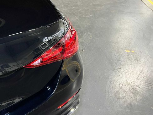 Used 2025 Mercedes-Benz C 300 4MATIC Sedan image 16