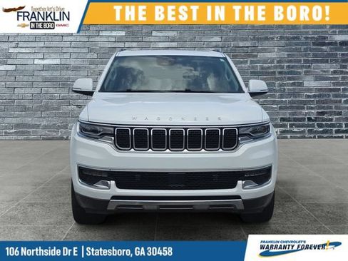 Used 2022 Jeep Wagoneer Series III w/ Premium Group I RWD image 9