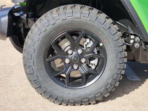 New 2026 Jeep Gladiator Sport image 10