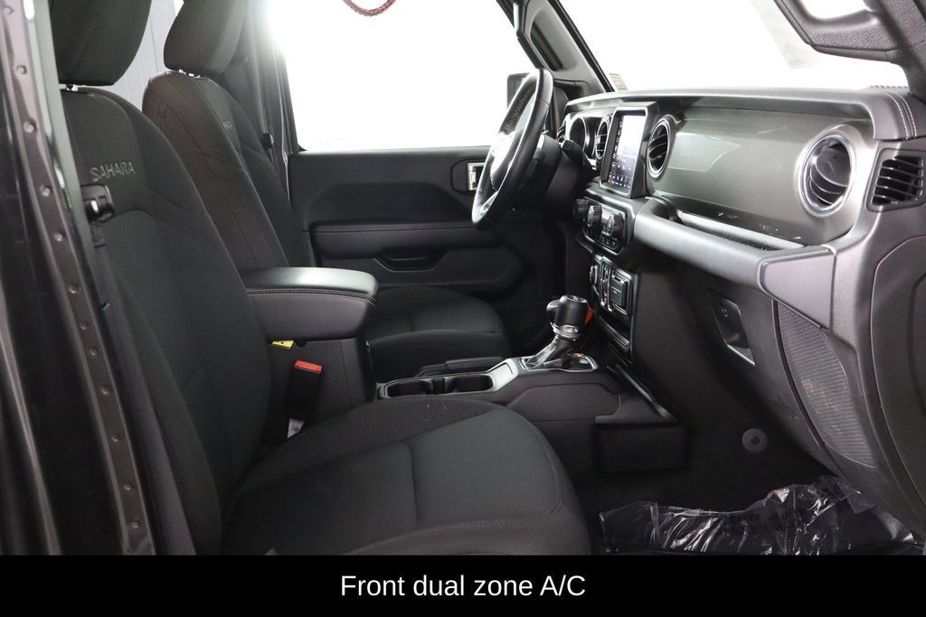Used 2021 Jeep Wrangler Unlimited Sahara AWD/4WD image 18