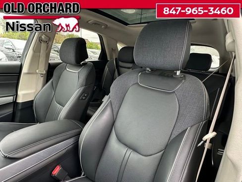 Used 2024 Genesis Electrified GV70 AWD/4WD image 11