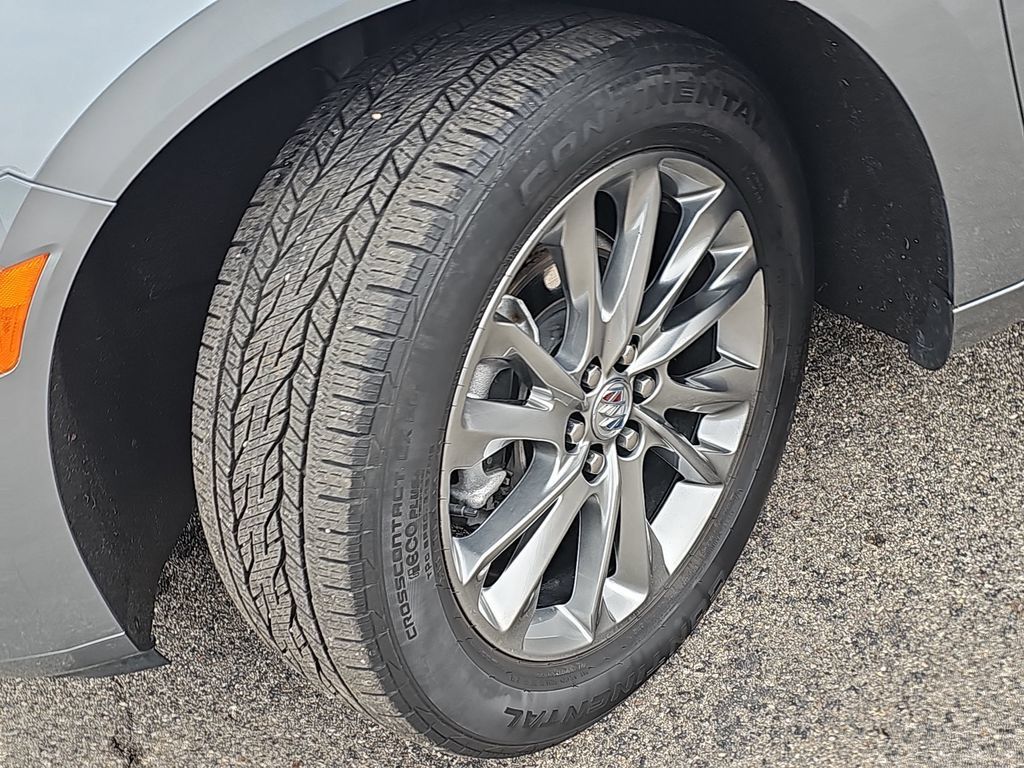 Used 2023 Buick Enclave Avenir w/ Avenir Technology Package AWD/4WD image 40