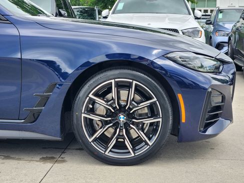 Used 2023 BMW 430i Gran Coupe xDrive w/ M Sport Package AWD/4WD image 10