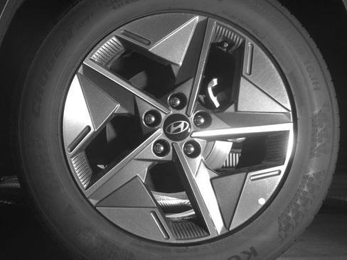 Used 2025 Hyundai Tucson SEL image 14