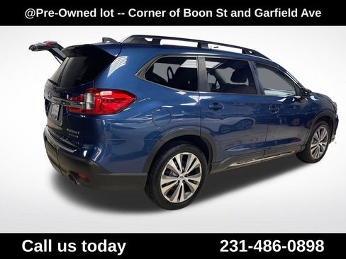 Used 2022 Subaru Ascent Limited w/ Technology Package AWD/4WD image 7