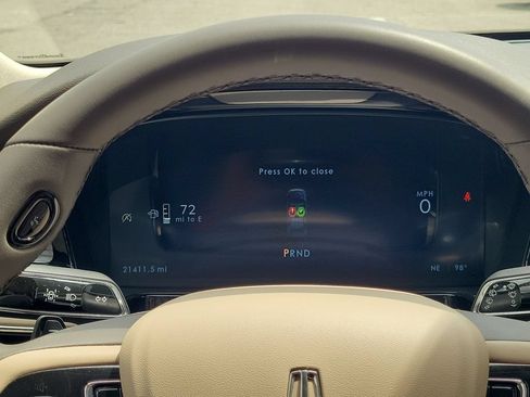 Used 2024 Lincoln Corsair FWD image 26