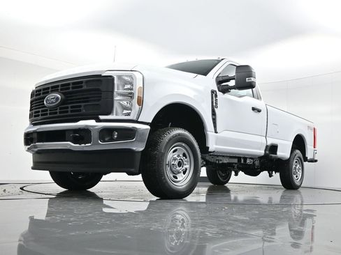 New 2026 Ford F250 XL w/ FX4 Off-Road Package AWD/4WD image 35