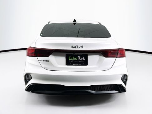 Used 2024 Kia Forte LXS w/ LXS Technology Package FWD image 7
