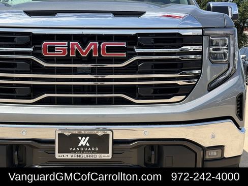 New 2026 GMC Sierra 1500 SLT AWD/4WD image 8
