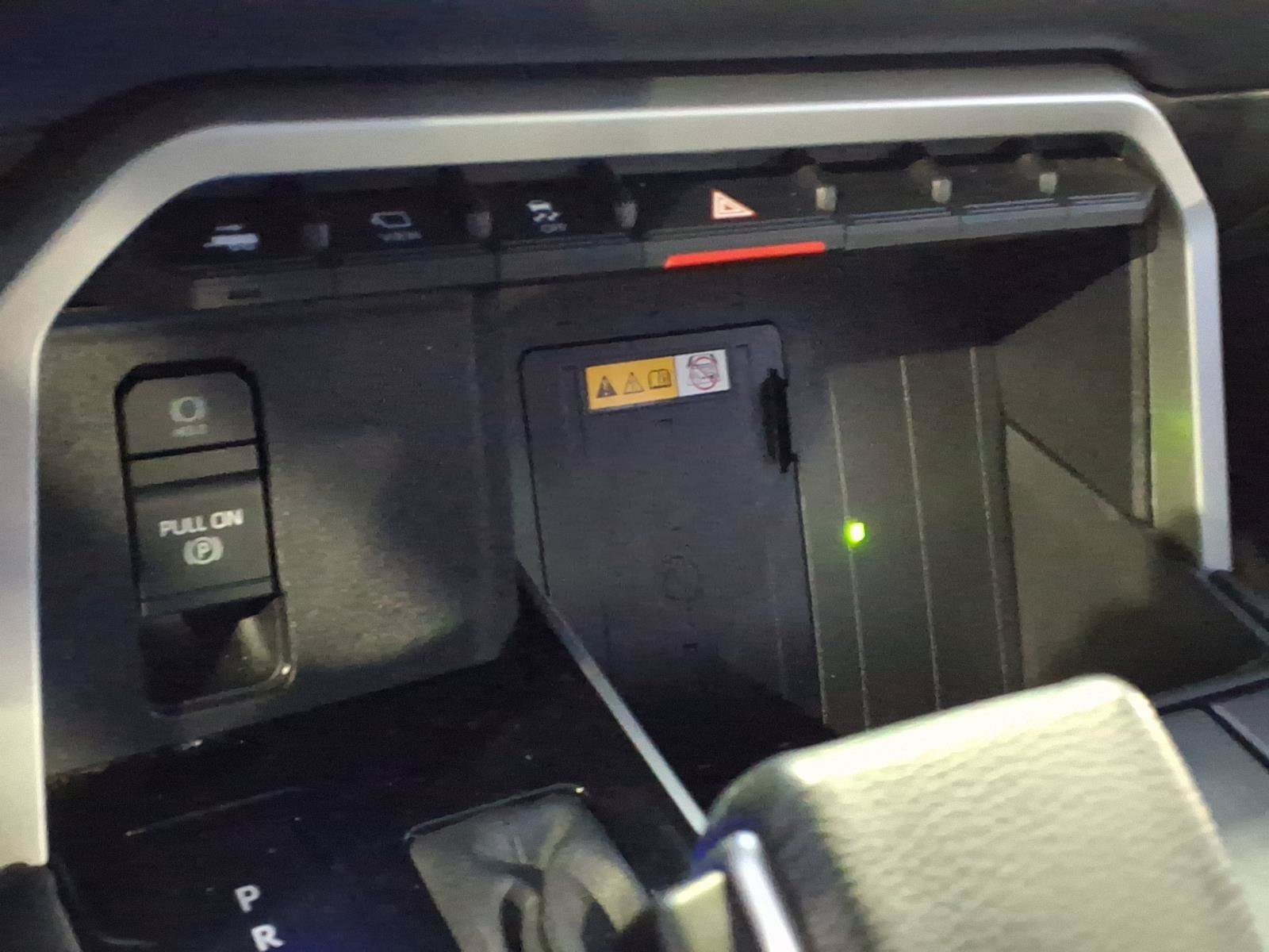 Used 2024 Toyota Sequoia Platinum AWD/4WD image 18