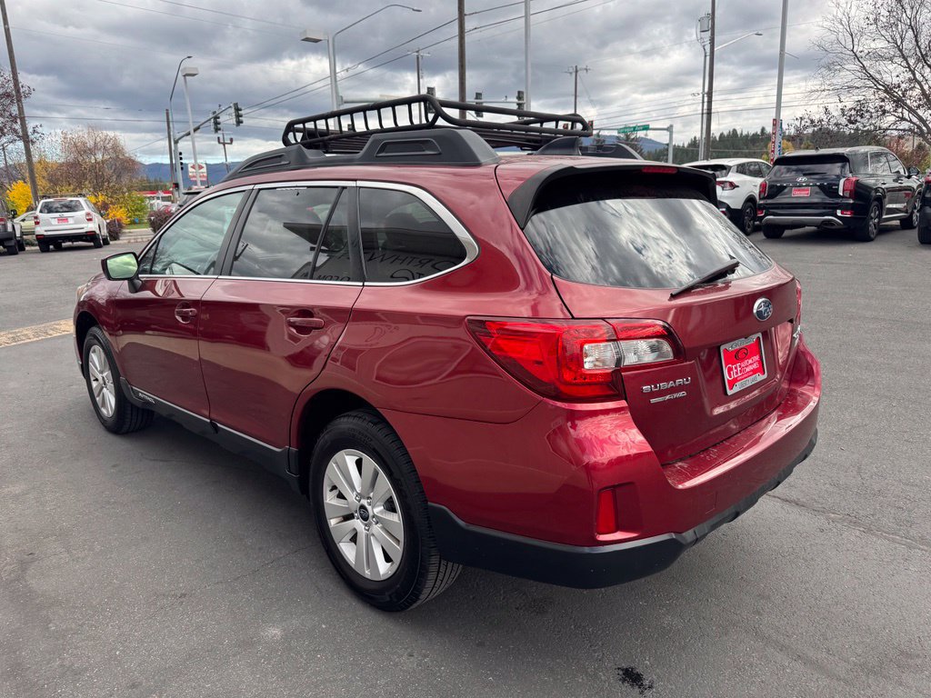 Used 2016 Subaru Outback 2.5i Premium AWD/4WD image 5
