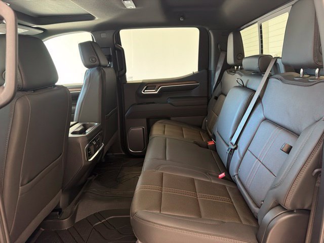 New 2026 Chevrolet Silverado 1500 High Country AWD/4WD image 12