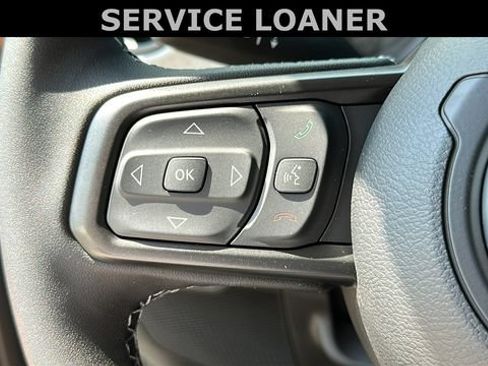 Used 2025 Jeep Wrangler Unlimited Sport AWD/4WD image 12