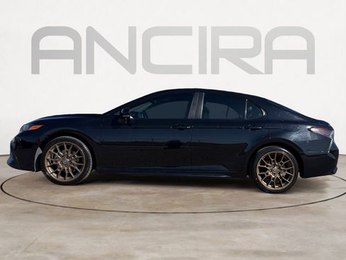 Used 2023 Toyota Camry SE image 8