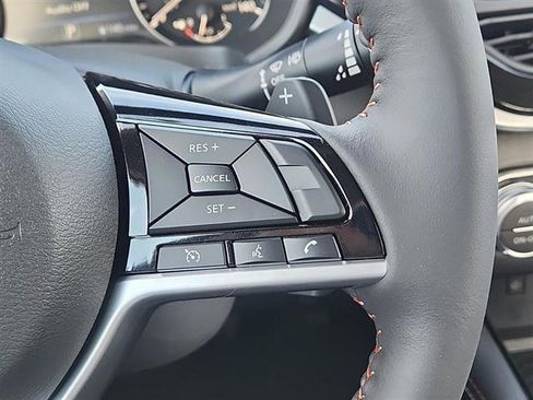 New 2025 Nissan Altima 2.5 SR image 13