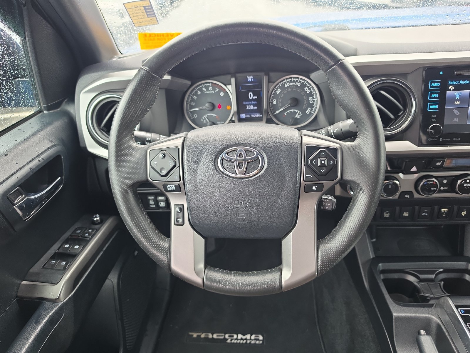 Used 2017 Toyota Tacoma Limited w/ Tow Package AWD/4WD image 10