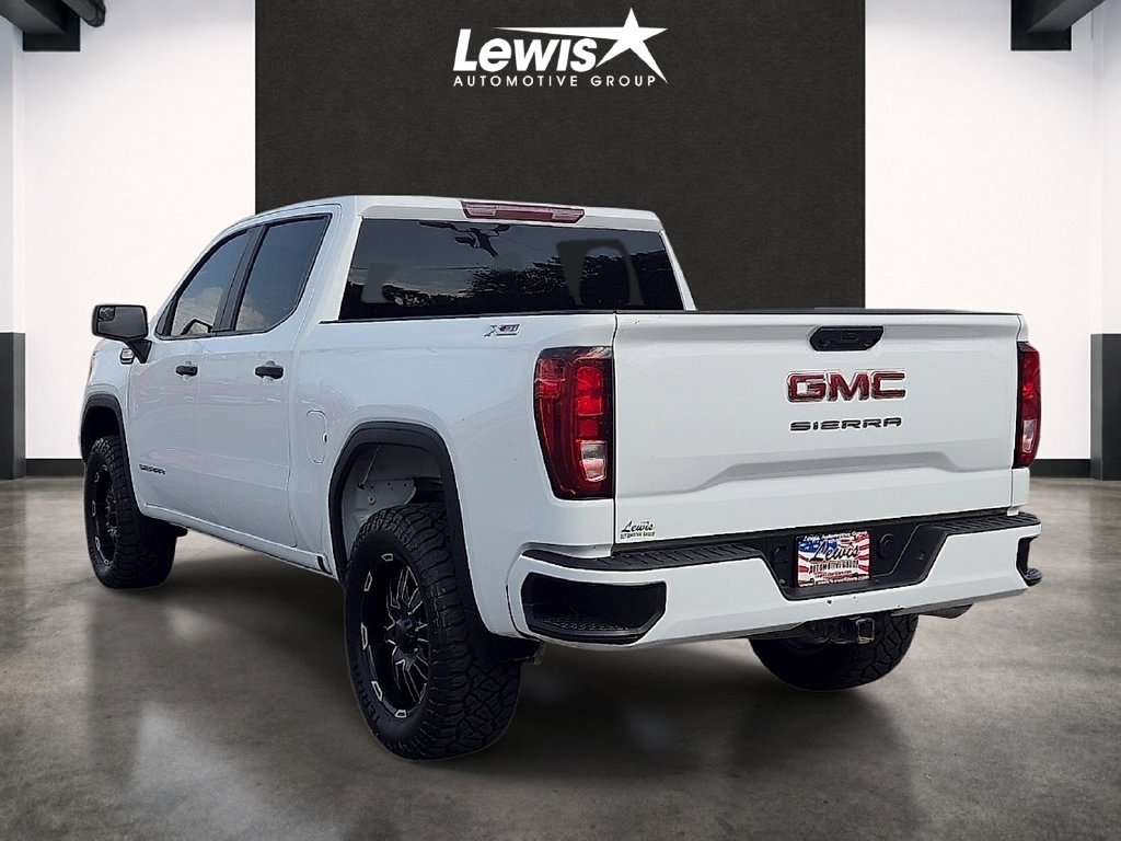 Used 2024 GMC Sierra 1500 Pro w/ Graphite Edition AWD/4WD image 3