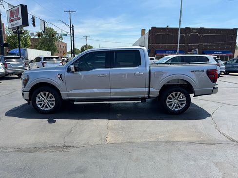 Used 2025 Ford F150 Lariat w/ Tow/Haul Package AWD/4WD image 8