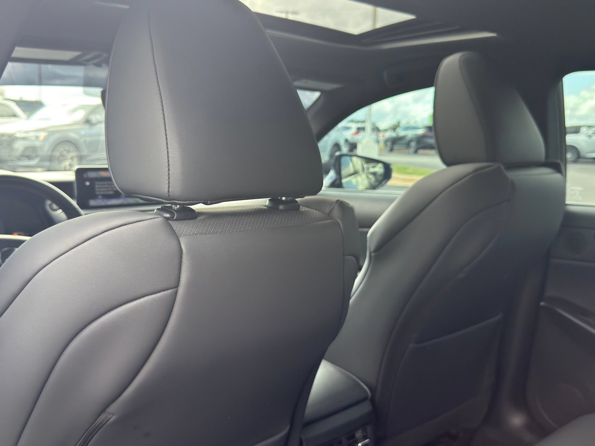 Used 2023 Lexus IS 350 F Sport RWD image 28