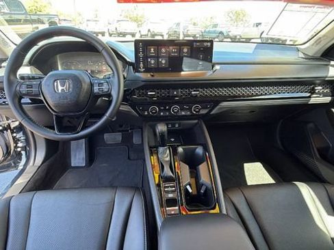 Used 2025 Honda Accord EX-L image 18
