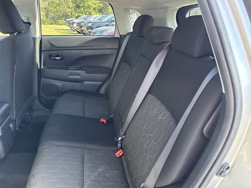 Used 2023 Mitsubishi Outlander Sport ES image 30