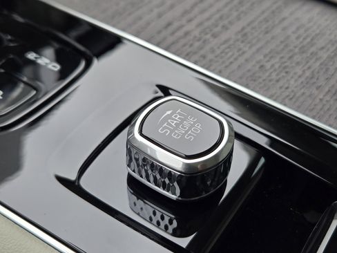 New 2026 Volvo XC90 B6 Ultra image 23