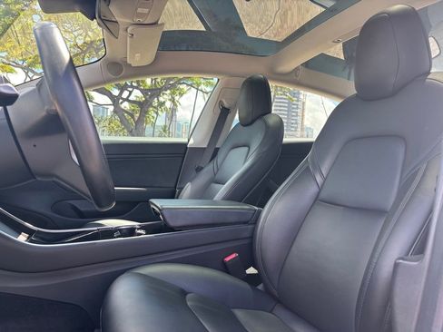 Used 2018 Tesla Model 3 Long Range RWD image 8