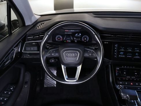 Used 2022 Audi Q7 3.0T Premium Plus w/ Premium Plus Package AWD/4WD image 18