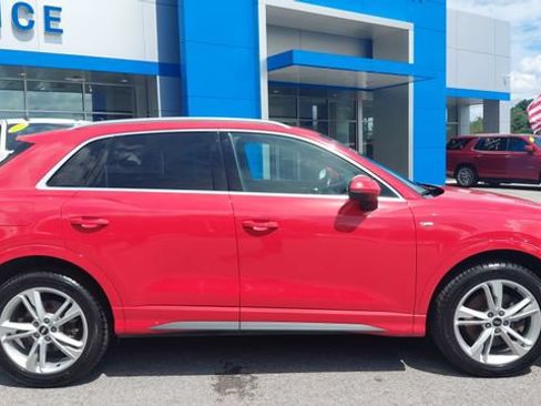 Used 2022 Audi Q3 2.0T Premium Plus AWD/4WD image 3