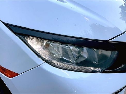 Used 2018 Honda Civic EX image 26